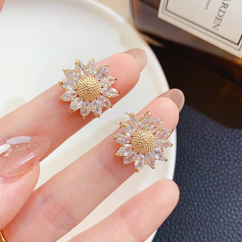 Korean Fashion Sparkly Crystal Daisy Flower Earrings for Women Girl Gold Color Metal Sunflower Small Stud Earrings Party Jewelry Jewellery 8d255f28538fbae46aeae7: Gold-color