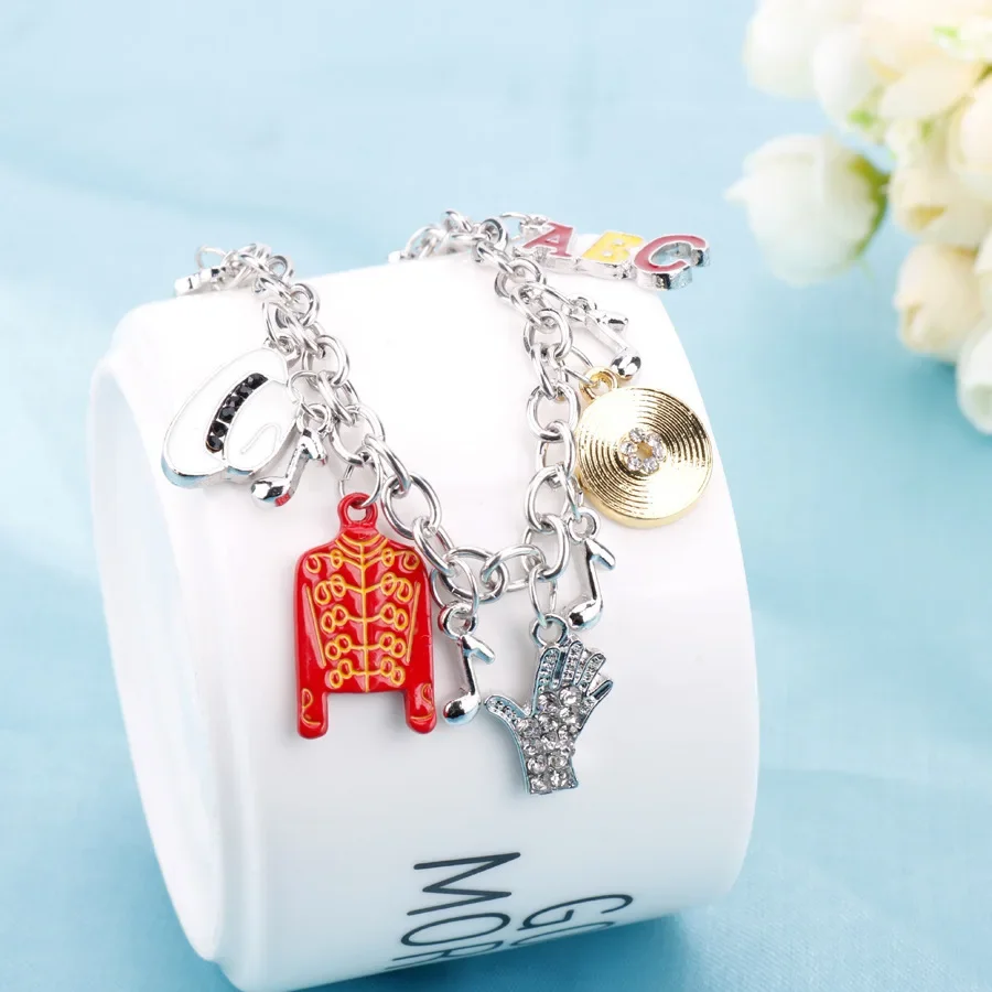 Michael Jackson Bracelet Commemorative Series Hat Leather Jacket CD Bracelet Pendant Men’s and Women’s Collection Gift Accessories 8d255f28538fbae46aeae7: B117